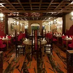 Delphin Imperial Lara