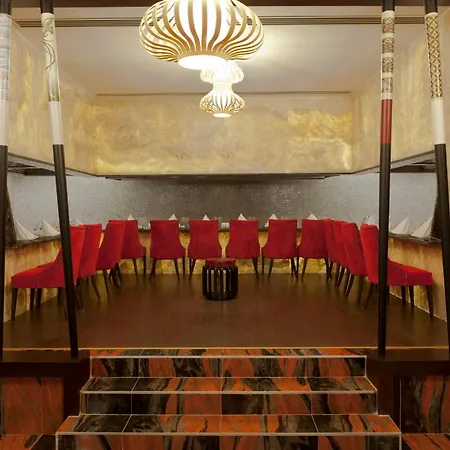 Delphin Imperial Lara