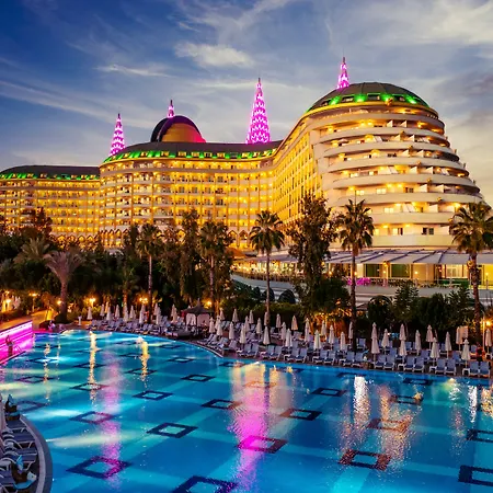 Delphin Imperial Lara