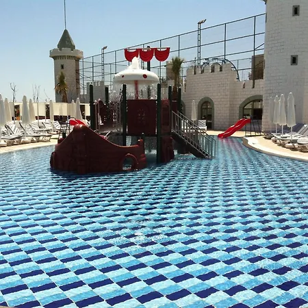 Delphin Imperial Lara