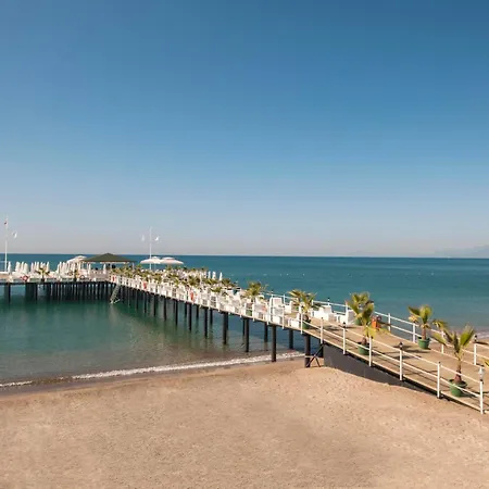 劳拉德尔芬帝国度假村 安塔利亚