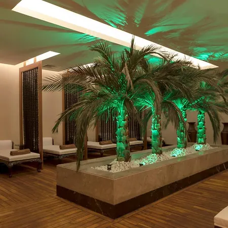 度假村 劳拉德尔芬帝国度假村 5*