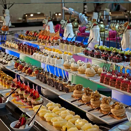 劳拉德尔芬帝国度假村