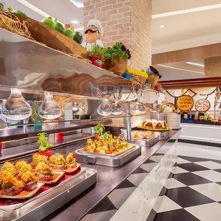 劳拉德尔芬帝国度假村