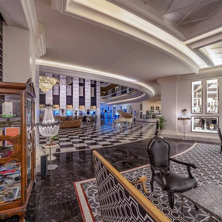Delphin Imperial Lara 5*