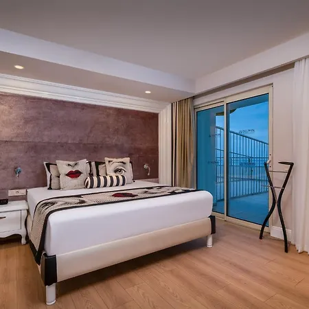 Resort Delphin Imperial Lara